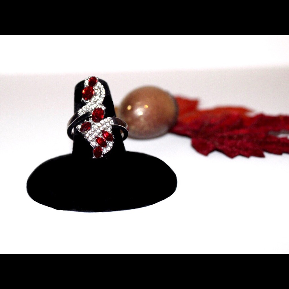 Ruby Finger Ring Nwot - image 3